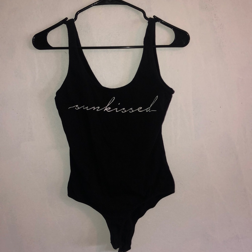 CHARLOTTE RUSSE “sun kissed” body suit